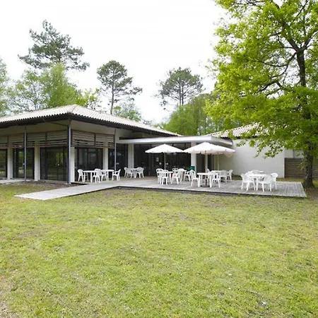 Ξενοδοχείο με διαμερίσματα Goelia La Marina De Talaris 3*